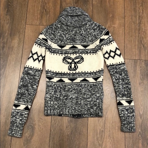 Aritzia TNA Lambswool Sea To Sky Sweater Size XS - Picture 6 of 6